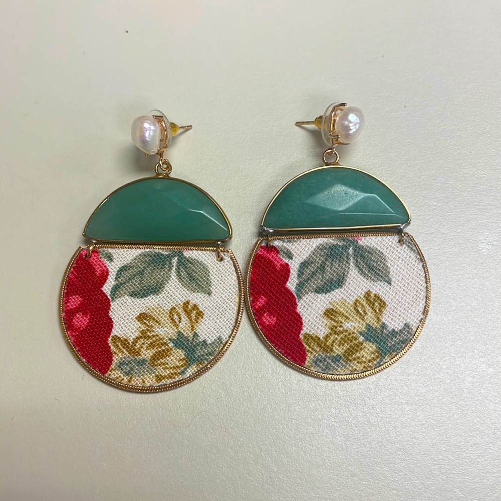 NWOT Anthropologie Pearl Earrings